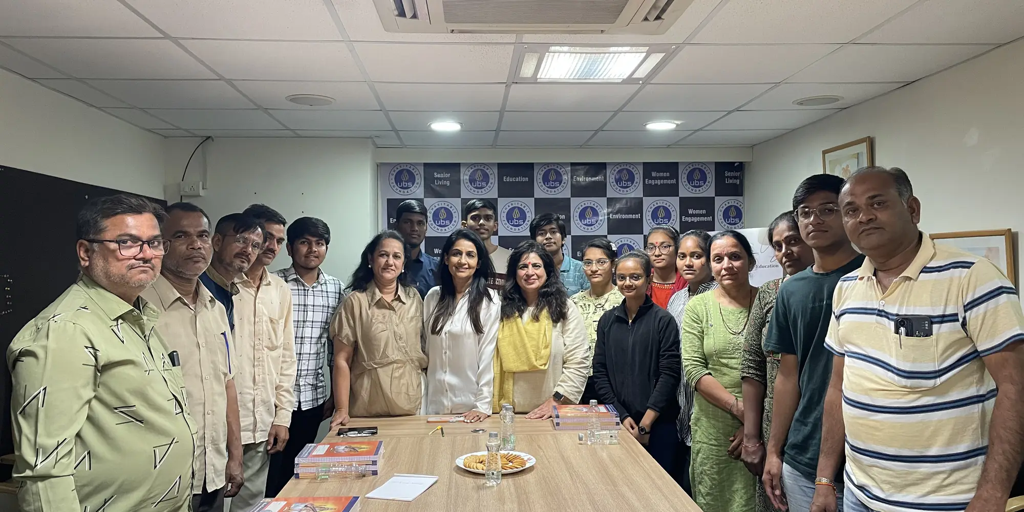 समुत्कर्ष scholars and the Foundation team together after a session