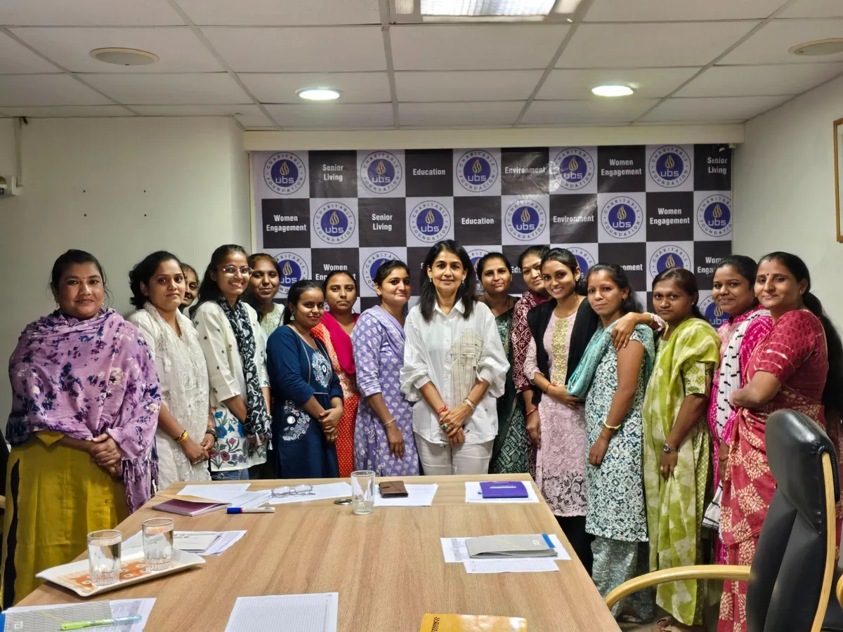 Participants at a सामर्थ्य session
