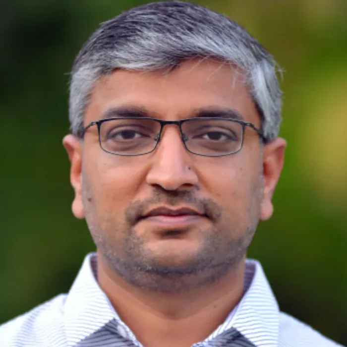 Portrait of Shri Hiren K. Patel